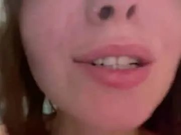 smiling_riddle on Chaturbate
