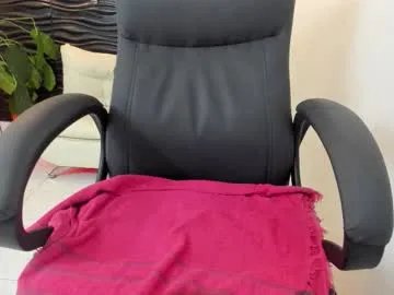 sofia44 on Chaturbate