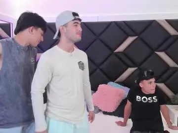 space_boys18 on Chaturbate