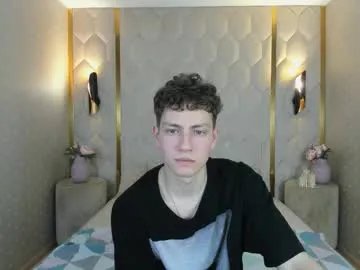 stefanbev — remove top 5 min [222 tokens left] #twink #bigcock #teen #young #cum