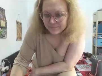 switchlorenx on Chaturbate