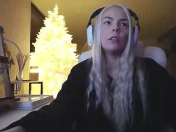 tinykylie on Chaturbate