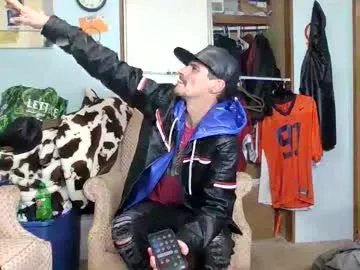 topdogintraining93 on Chaturbate