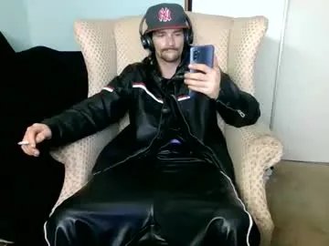 topdogintraining93 on Chaturbate