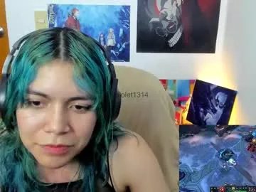 vaioletuwu on Chaturbate