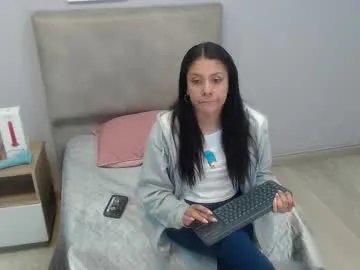 valevicious on Chaturbate