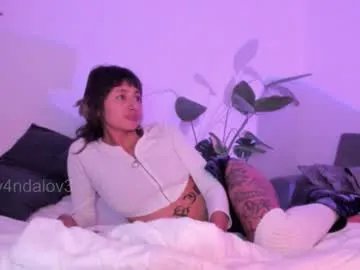 vandalovee on Chaturbate