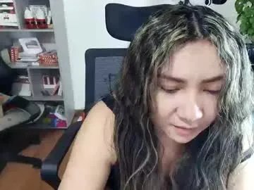 vellarossa on Chaturbate