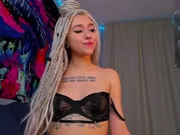 violet_walker7 on Chaturbate