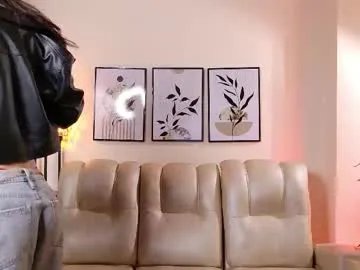 violeta_foxz on Chaturbate