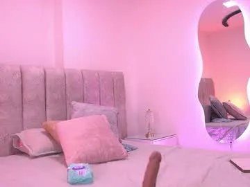 vvioleta_ — come have fun with me and make me come with my favorite vibes 25 55 111 222 333 #bigboobs #latina #squirt #bigass #anal