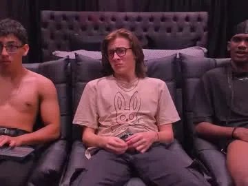 web_gammer_ on Chaturbate