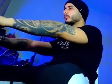 xandercagex on Chaturbate