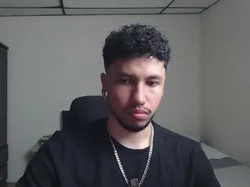 yeff_stone on Chaturbate