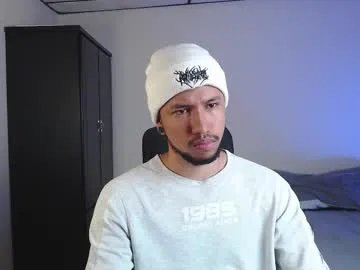 yeff_stone on Chaturbate