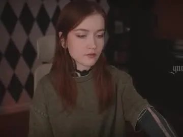 ynnenbrynn on Chaturbate