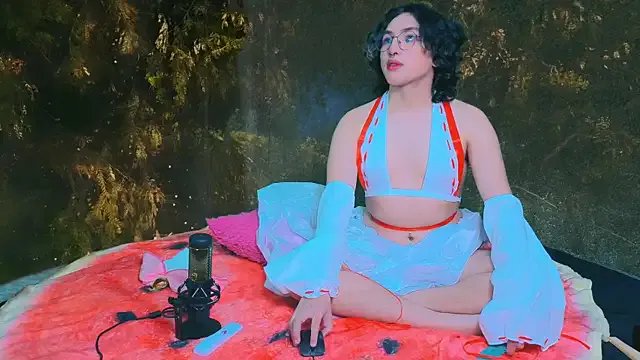 -BlueOpal- on StripChat