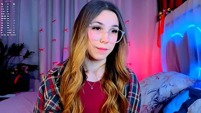 -CindyLou on StripChat