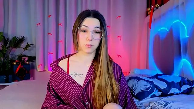 -CindyLou on StripChat