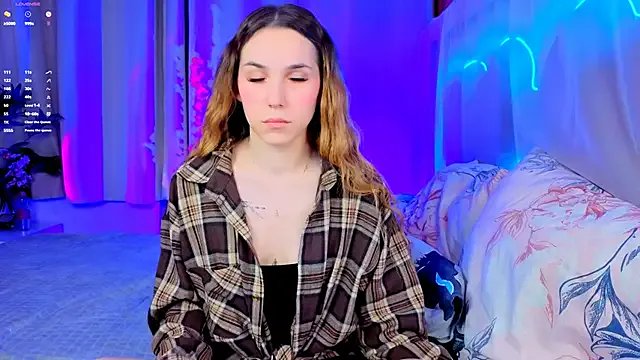 -CindyLou on StripChat