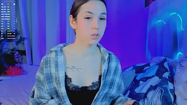 -CindyLou on StripChat