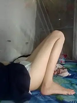 -Nicole-e on StripChat