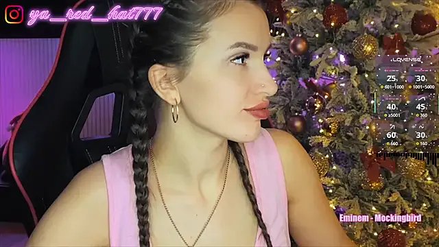 -RED_HAT- on StripChat