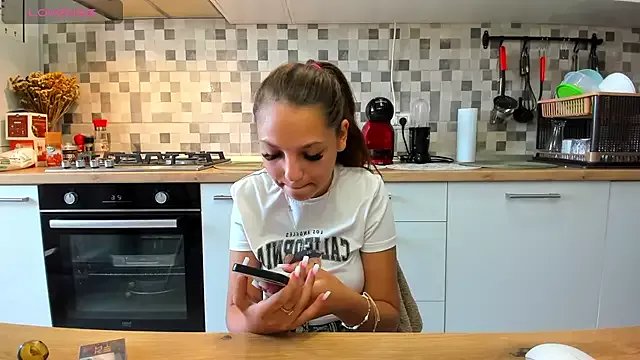 18teengirl3 on StripChat