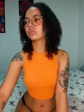 __VioletaHeaven__ on StripChat