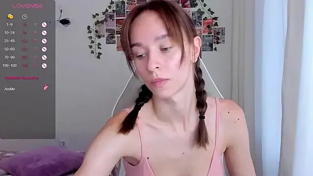 _Alissaa on StripChat