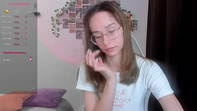 _Alissaa on StripChat