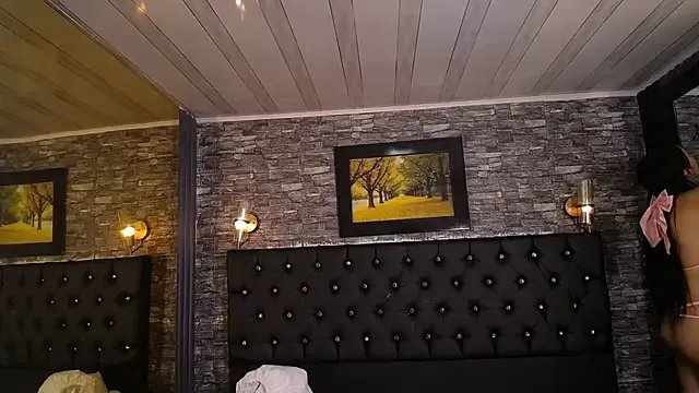 _ArianaToroo's avatar