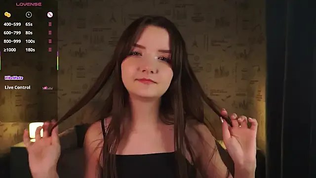 _Cute_World_ on StripChat