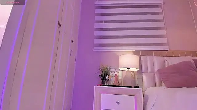 _emily__st on StripChat