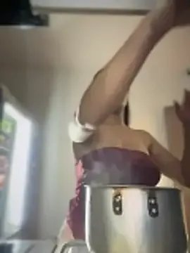 _Eurekaa_ on StripChat