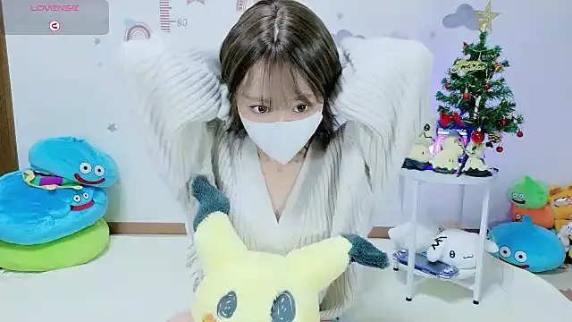 _Iroha_99 on StripChat