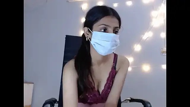 _kamyaa09 on StripChat