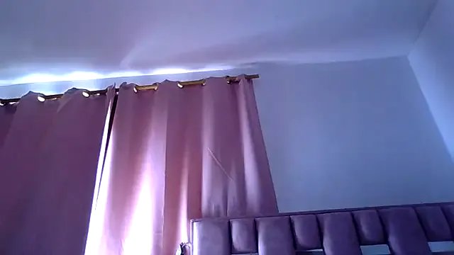 abby_moss_2 on StripChat