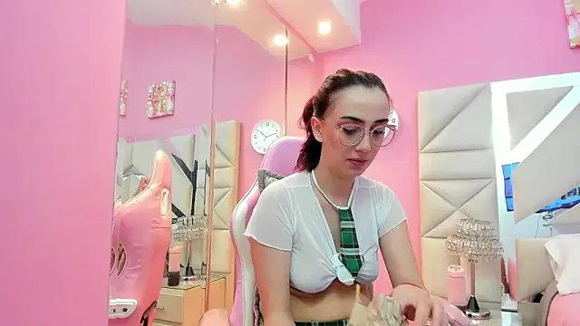 abigail_smith15 on StripChat