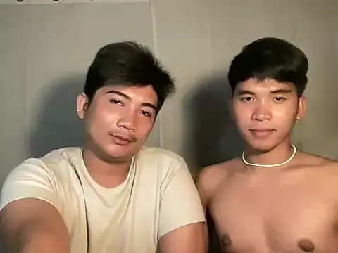 abito2005 on StripChat