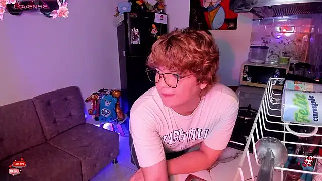 adam_angelssss — completely naked