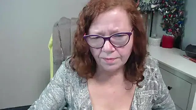 Adelewildx on StripChat