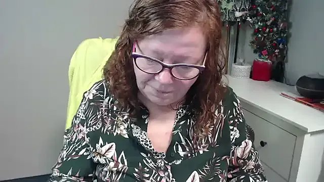 Adelewildx on StripChat