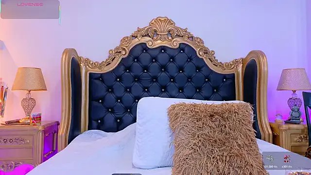 AdelinaVans on StripChat