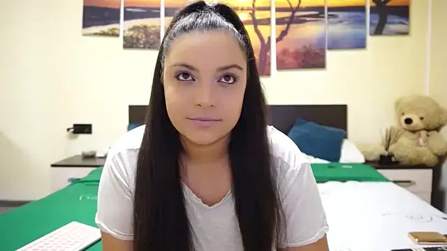 adelline on StripChat