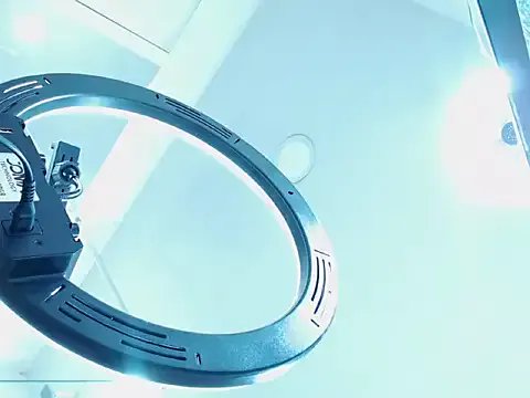 AlanaFerrer on StripChat