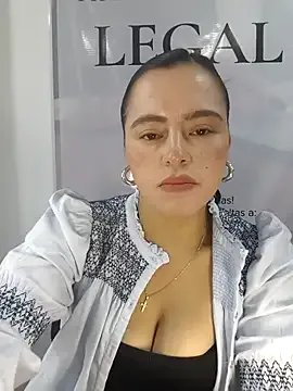 ALEJA__22 on StripChat