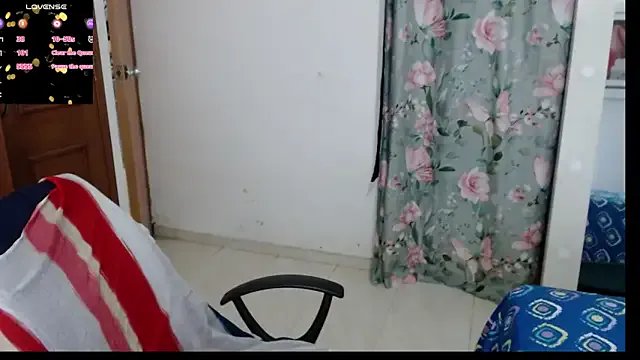 alejandralatina on StripChat