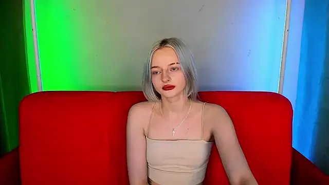 AlessaKiss — the hottest doggy in thongs