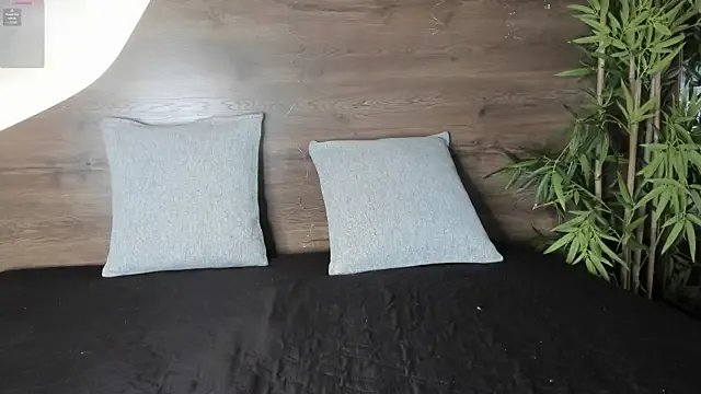 ali_miko on StripChat